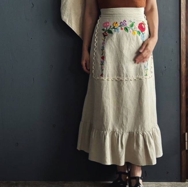 フランス 刺繍スカート | SASHIIRO