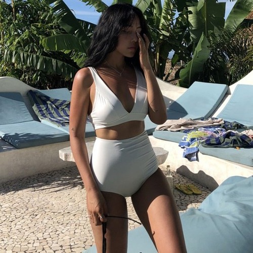 ビキニ 水着 レディース Vネック ハイウエスト 水着 ビキニ シンプル セパレート ビキニ プチプラ ビキニ 白 黒 リゾート ビキニ レディース Vネック ハイウエスト 水着 ビキニ シンプル