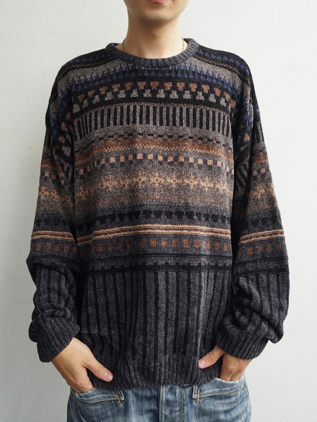Geoffrey Beene Geometric Pattern Acrylic Rayon Black Brown Knit Sweater