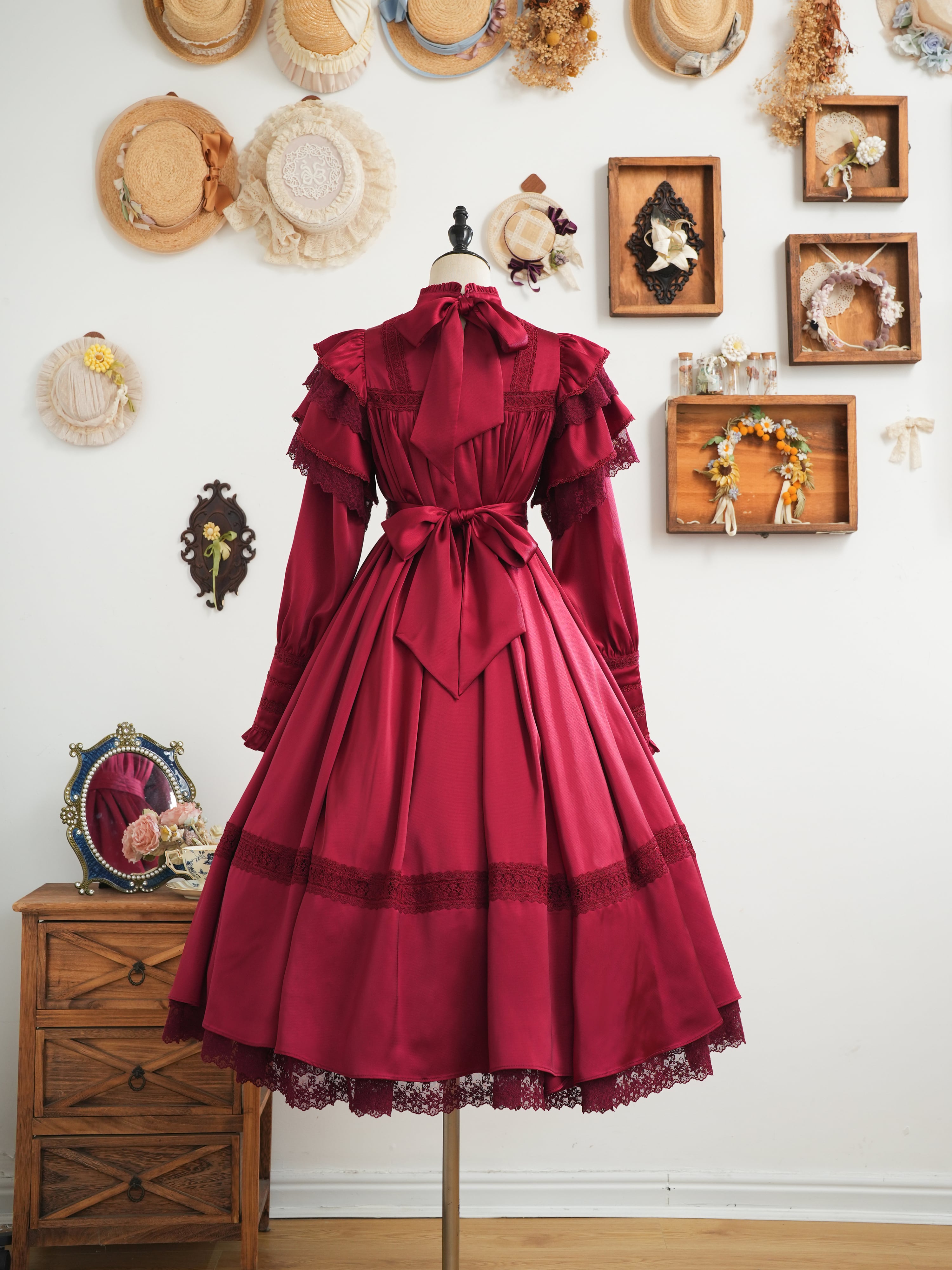 大阪店先行販売】リリアンヌ姉妹 ビビッドカラーワンピース