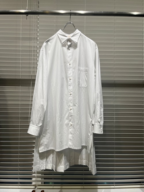 COTTON BROAD BACK HEM PLEATED SHIRT
