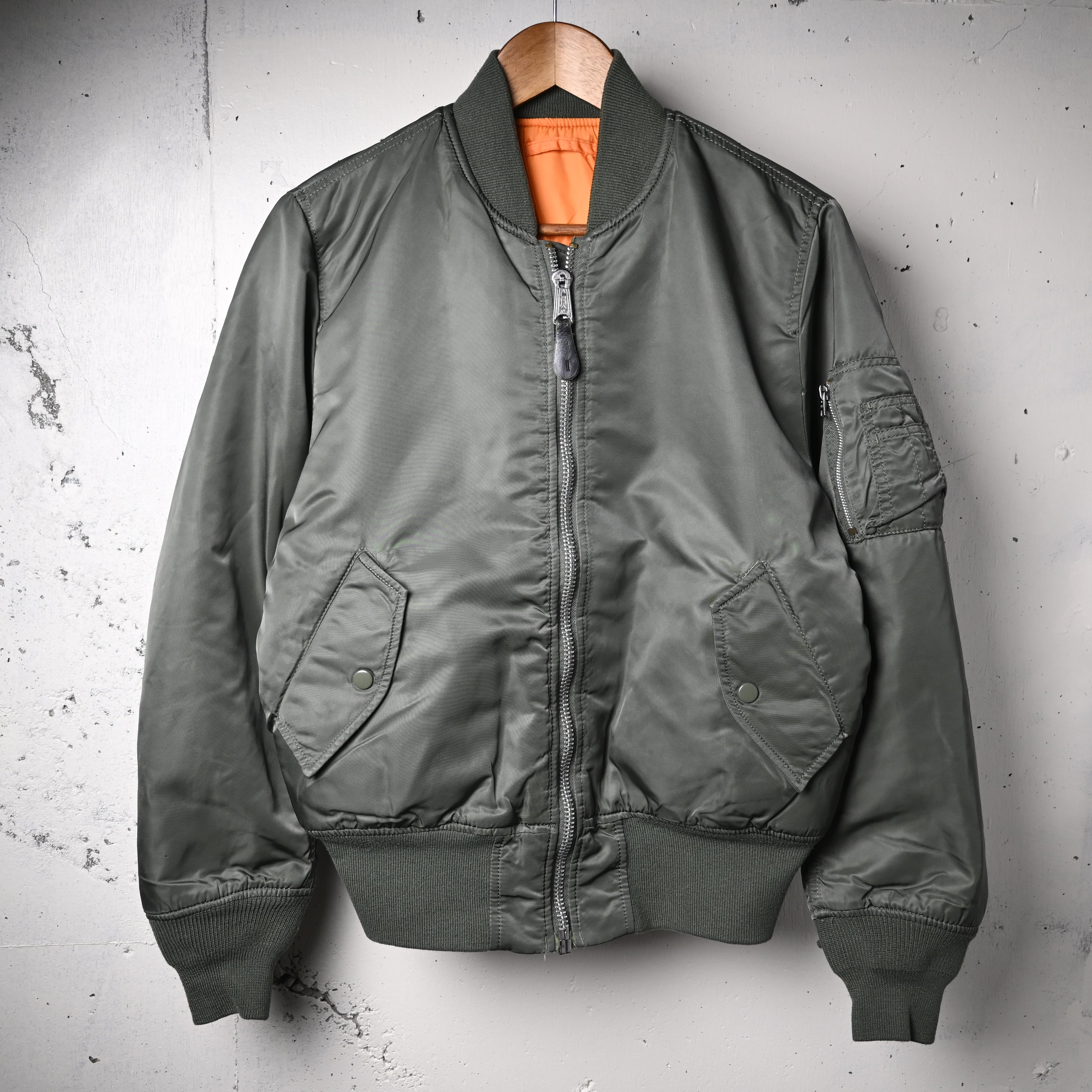 S ] ALPHA 90s MA-1 Type Flight Jacket , Sage Green × Orange | 広島