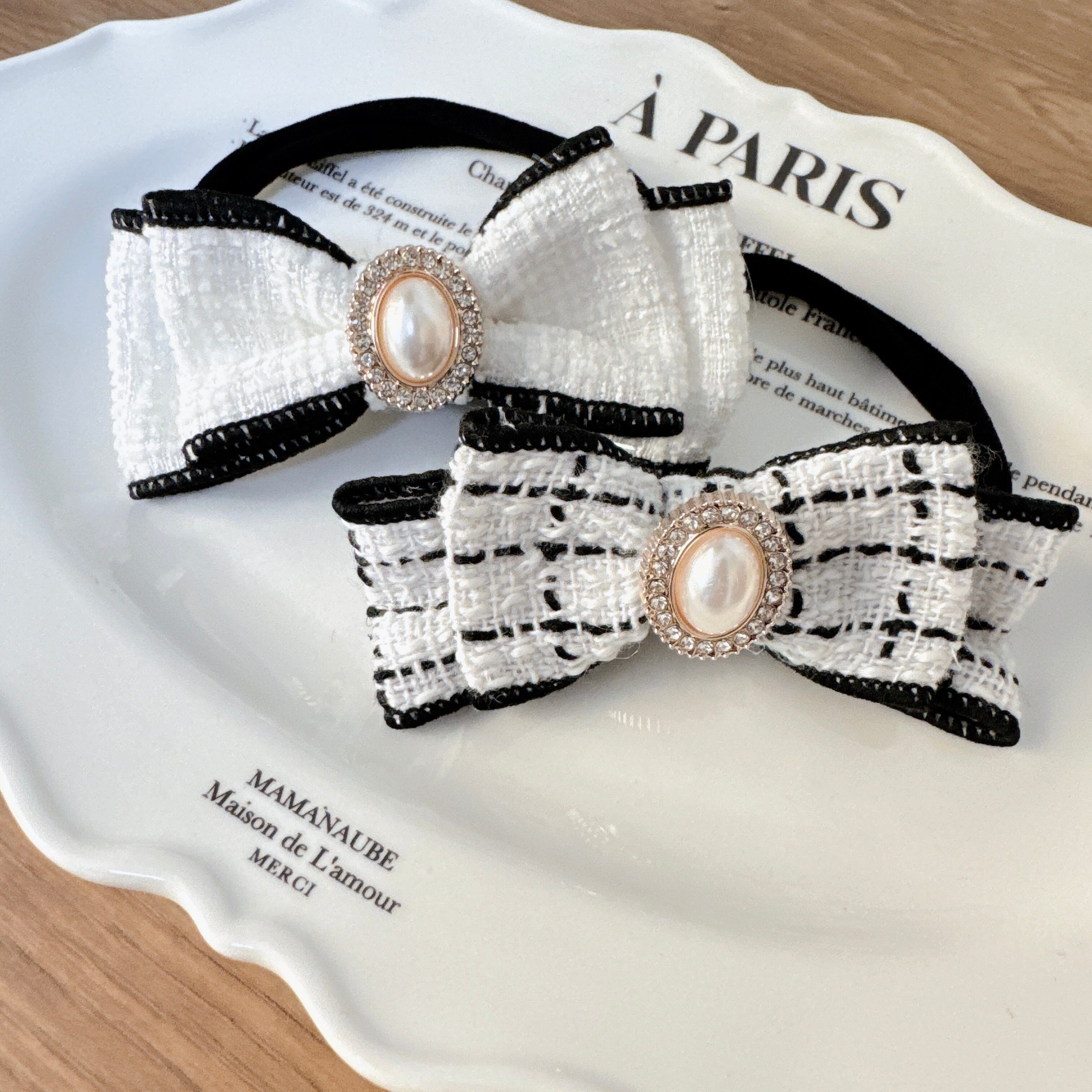 パールビジュリボンヘアバンド(後ろ支え付き)