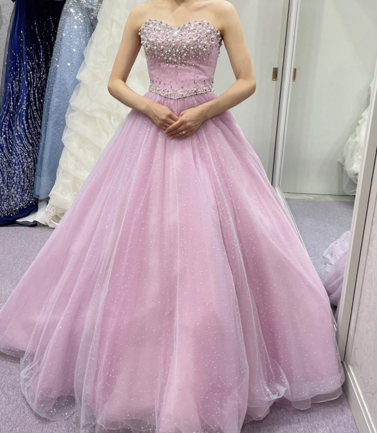 カラードレス 薄ピンク キラキラのハンドビーディング キラキラグリッターチュール 華やか 憧れのドレス | Cinderelladress  powered by BASE