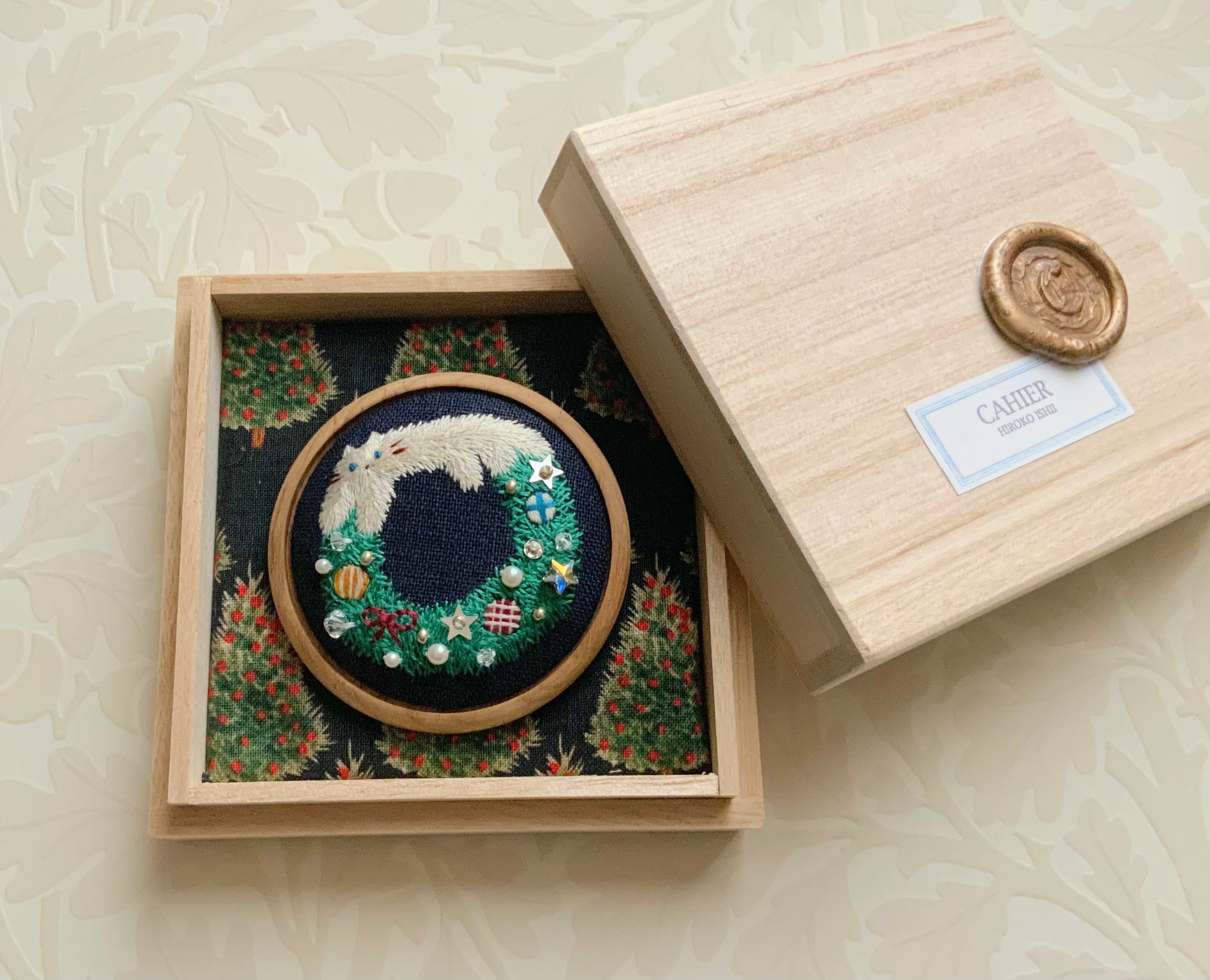 刺繍作家 石井寛子作品 cahier がま口ポーチ 完成品 展示購入品 未使用 CAHIER webshop