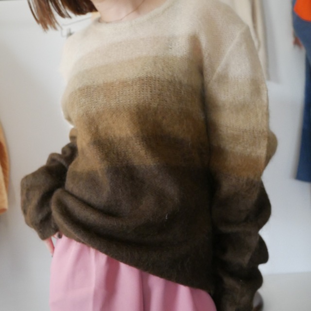 Gradation brown knit