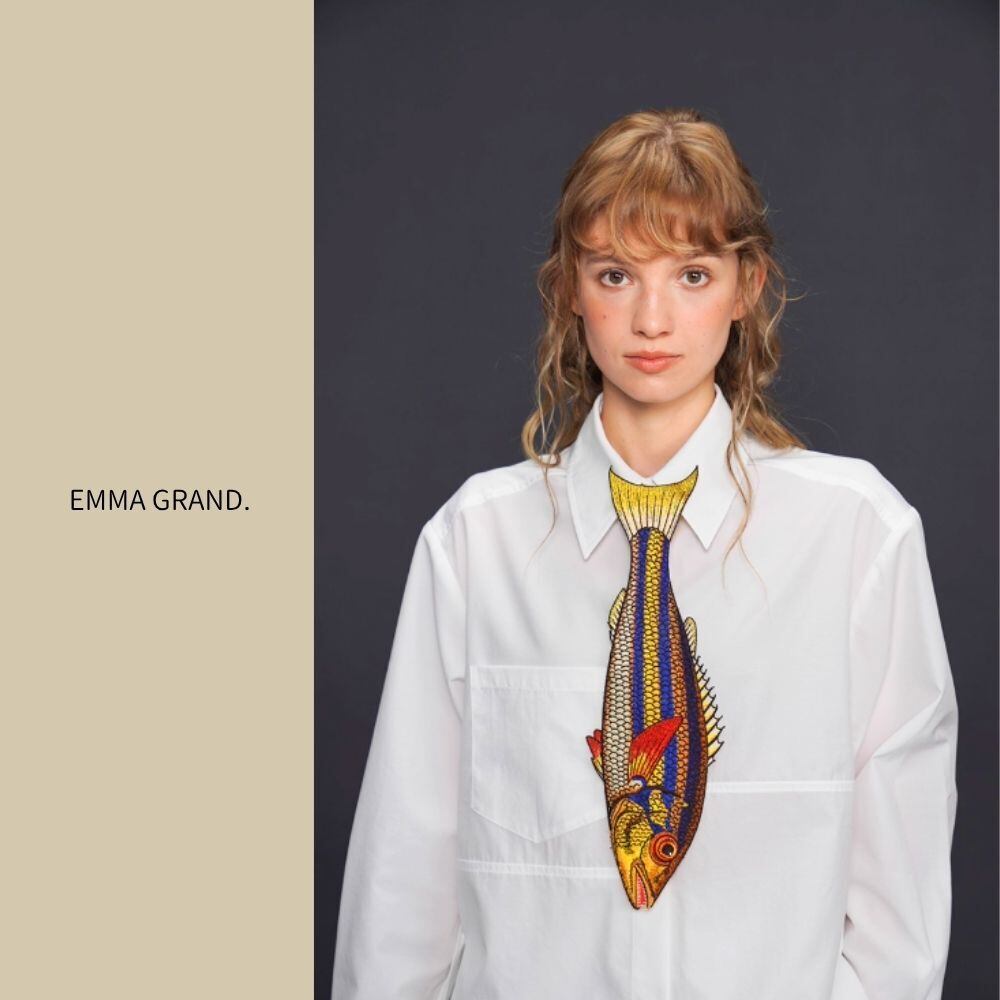 黄金の潮を泳ぐサバ刺繍ネクタイ E00568 | EMMA GRAND