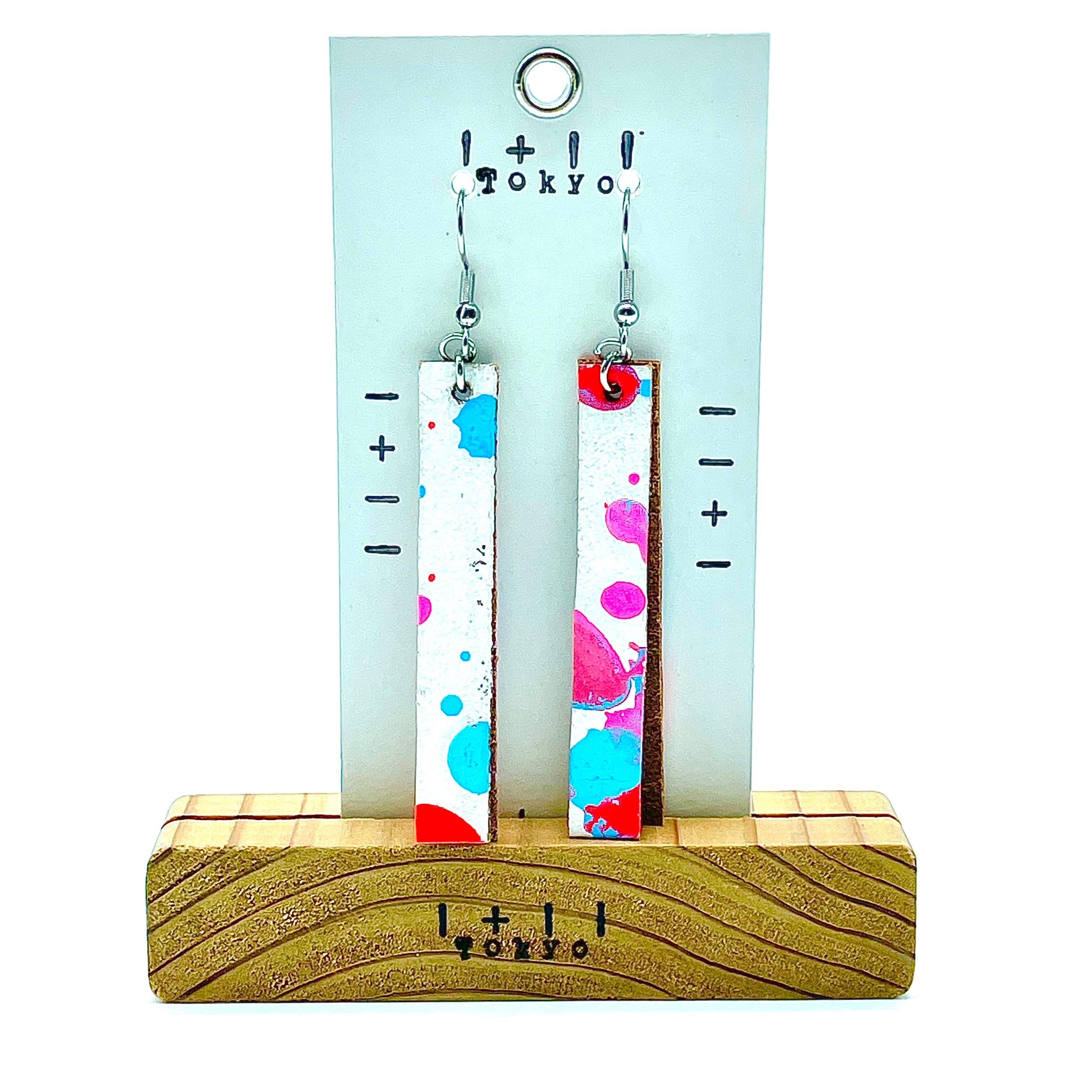 革ピアス　お祭りヨーヨー模様　本革