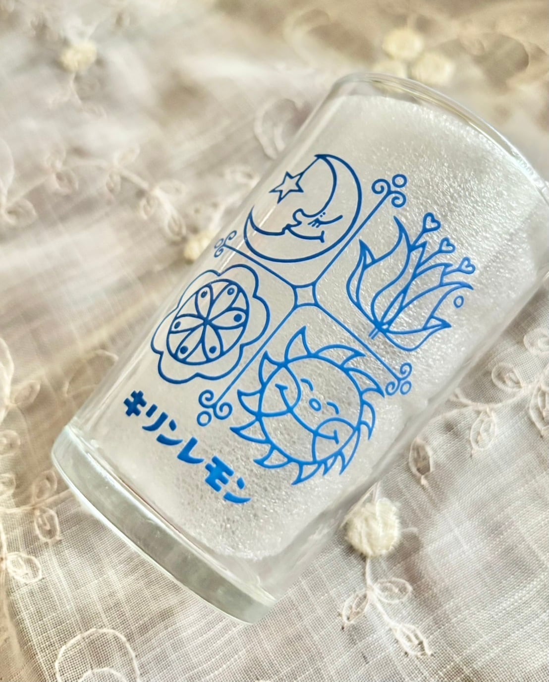 昭和レトロ キリンレモン グラス ブループリント 絵柄 月 太陽 花 青