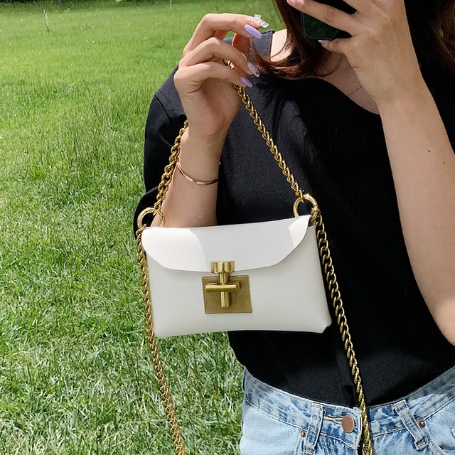 オールマッチミニスモールバッグメスバッグ2020人気の新しい流行のファッションチェーンメッセンジャーバッグネットレッドインススモールスクエアバッグ 手作りハンドバック98960786402