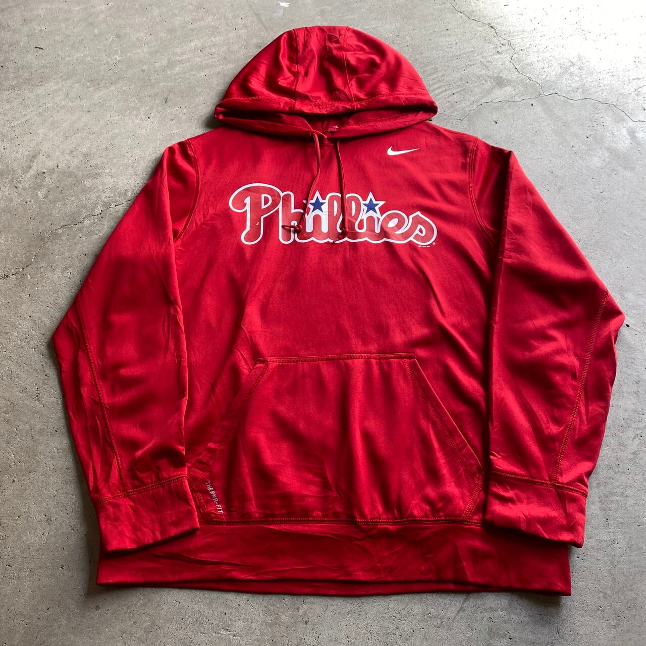 NIKE ナイキ THERMA-FIT Phillies フィラデルフィア・フィリーズ MLB チーム フロントロゴ プルオーバーパーカー  メンズXL相当 古着 ジャージー素材 パーカー レッド 赤【パーカー】【SA2204】 | cave 古着屋【公式】古着通販サイト