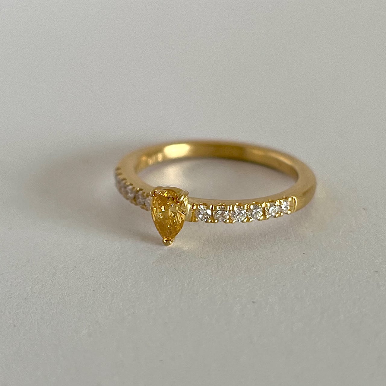 ファンシーオレンジイエローカラー ダイヤモンド リング 0.176ct K18