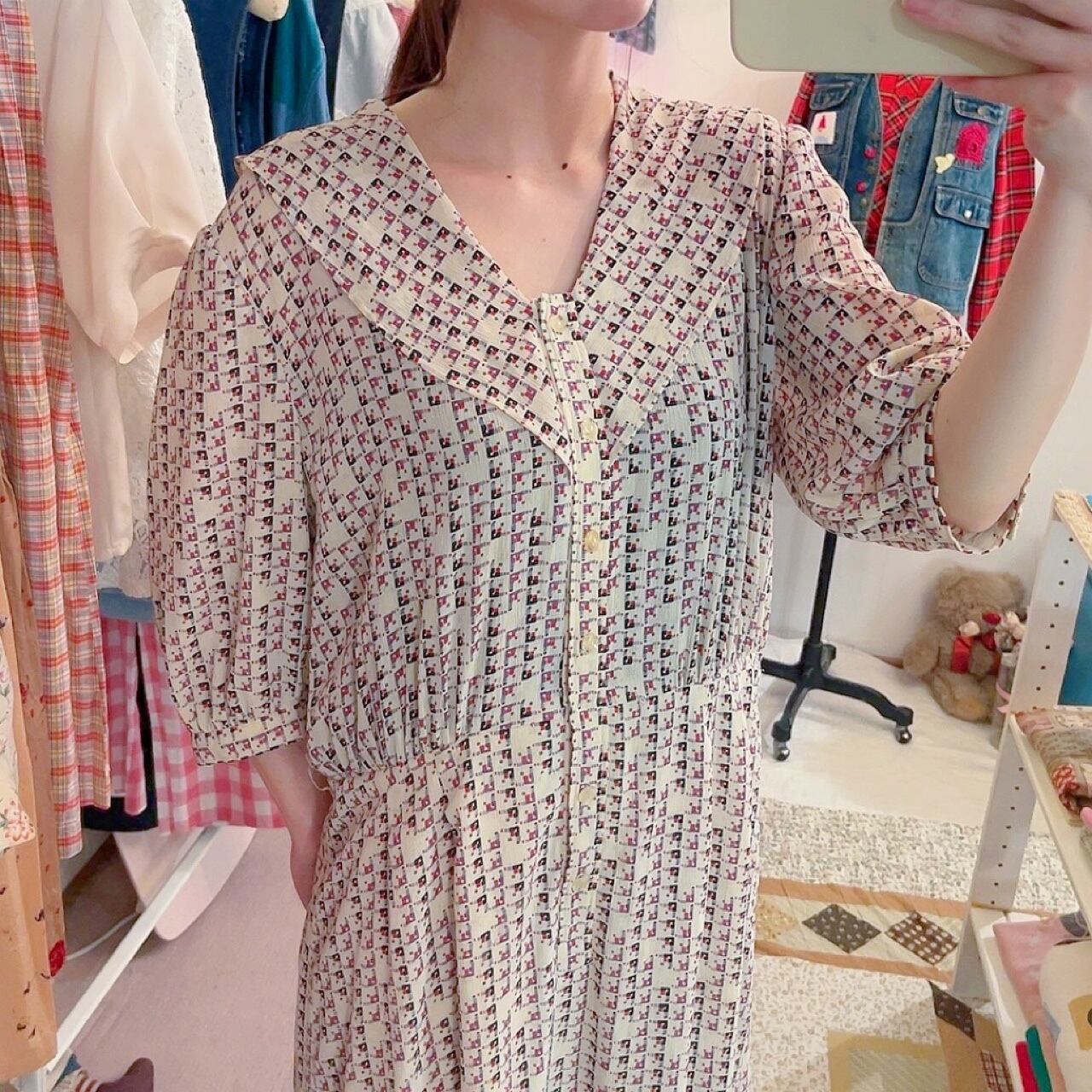 ivory mosaic pattern gather one-piece