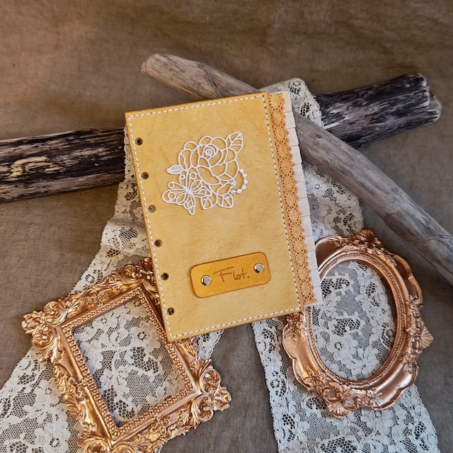 手帳を飾る革のリフィル「コノト」_062