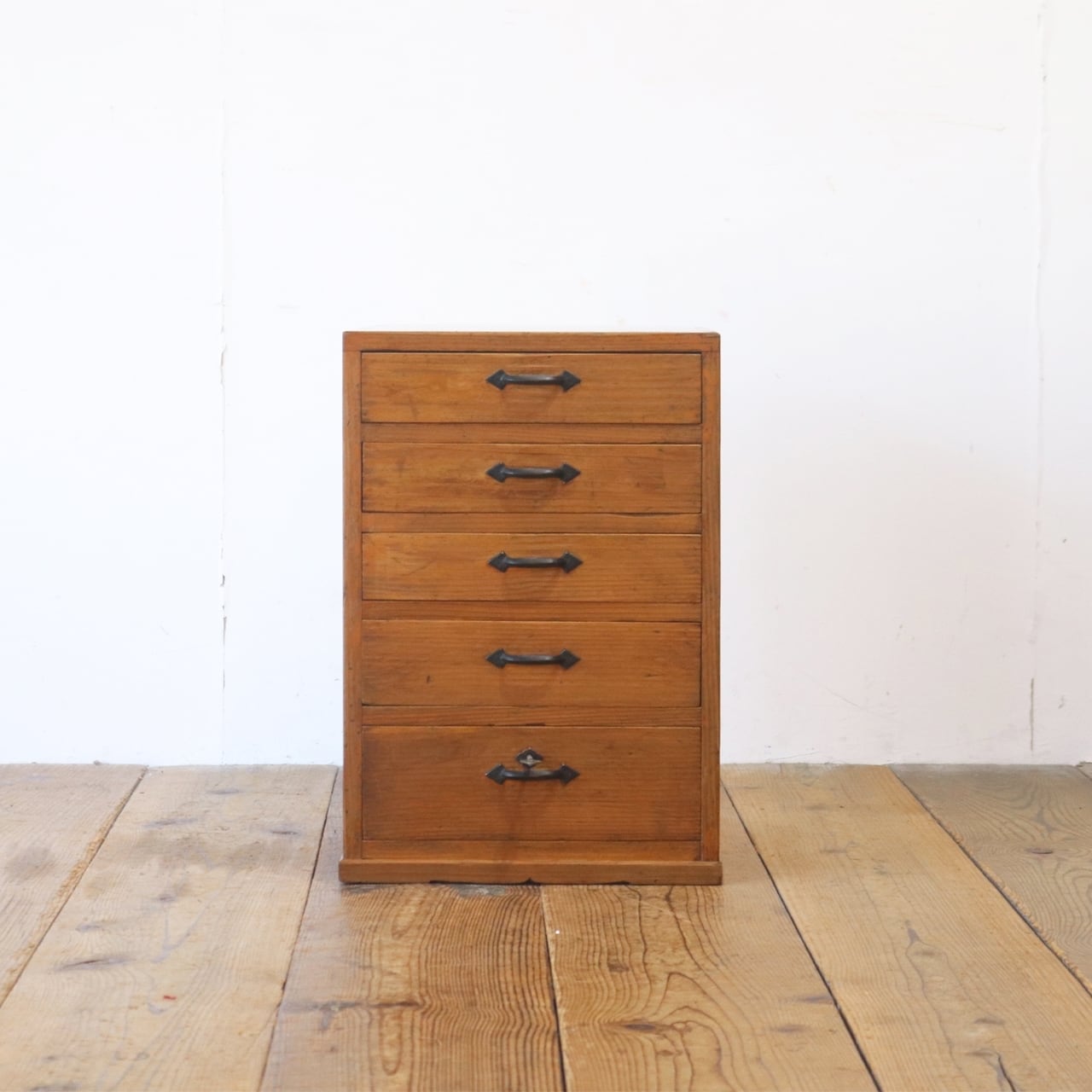 レトロ 卓上 小引き出し 抽斗 5杯 収納 小物入れ レターケース 仕切り B5 レトロ 卓上 小引き出し 抽斗 5杯 収納 小物入れ レターケース 仕切り