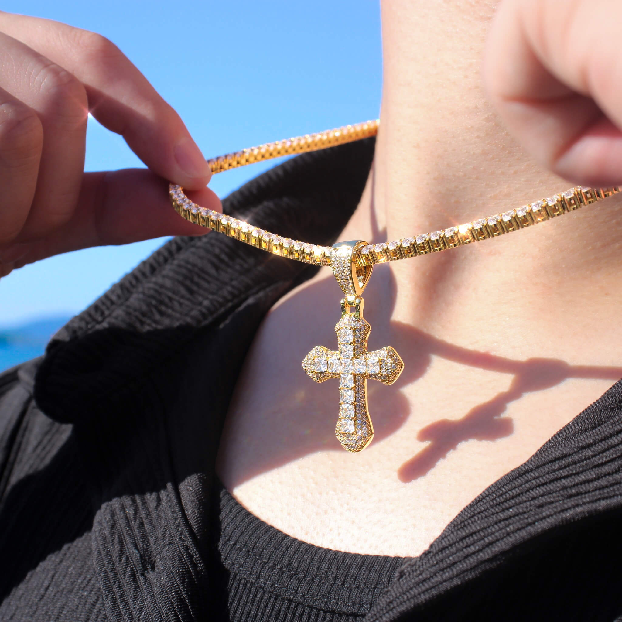 Iced Out Sword Cross Necklace MP1-34 | MALIARE