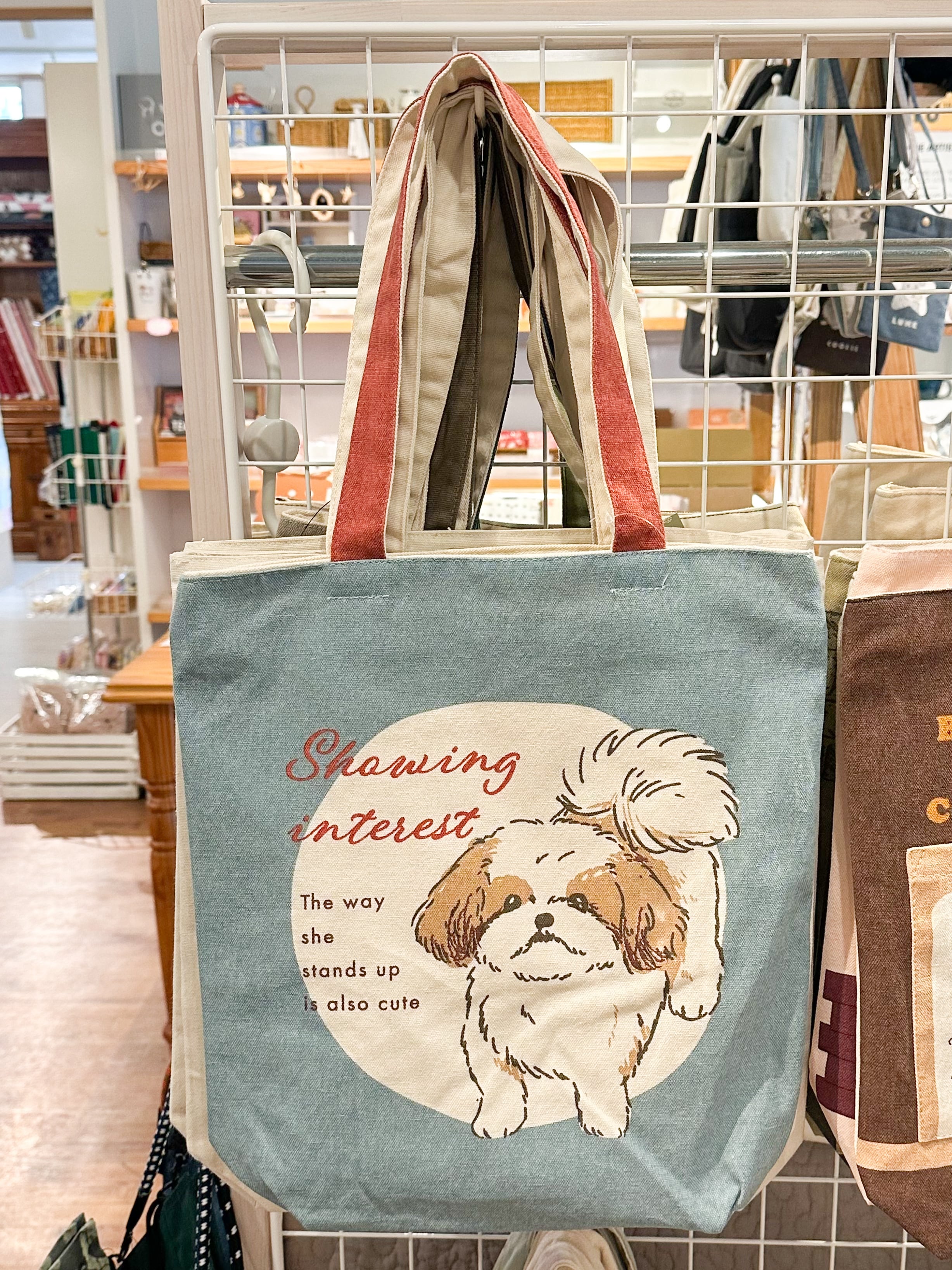 かわいい♡シーズーちゃん　トートバッグ ファスナー付きA4トート シーズー | わんこ雑貨の店 スマイルズ
