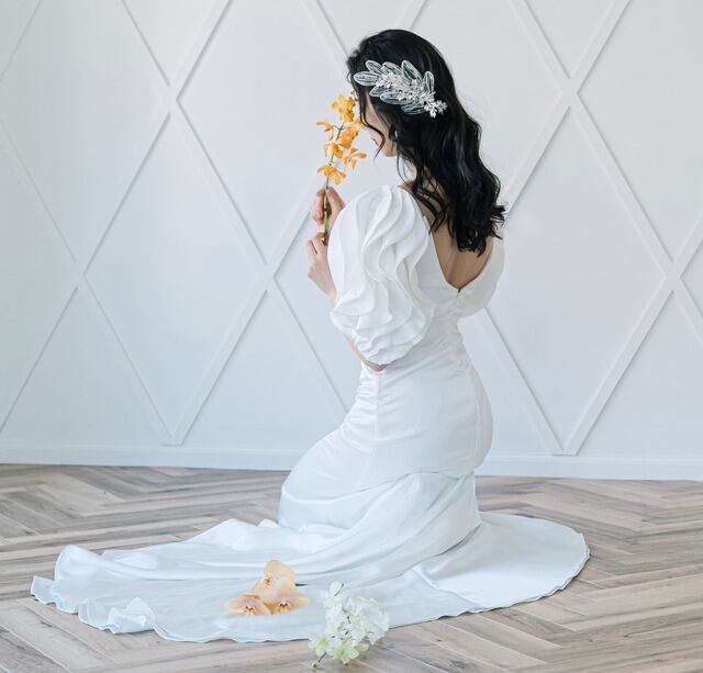 フリル袖 ボリューム袖 サテンドレス バックV 二次会ドレス 前撮り  