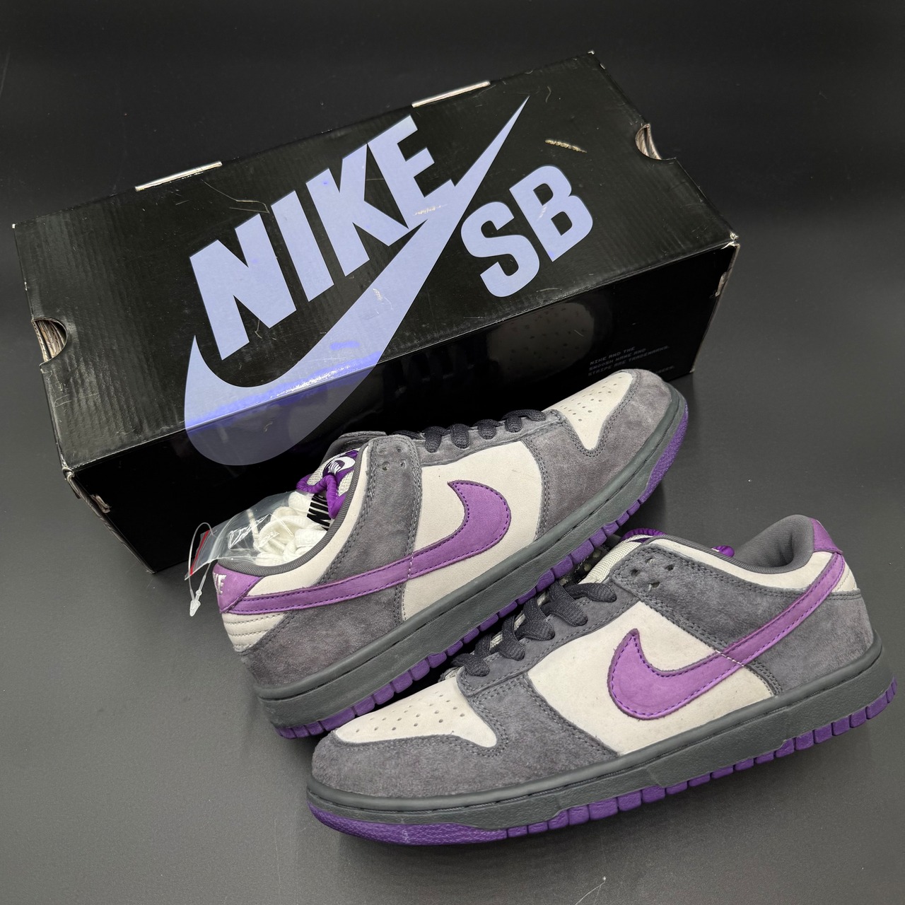 SB DUNK LOW PURPLE PIGEON 304292-051