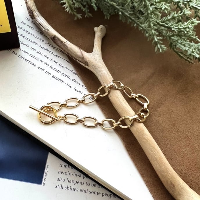 Sculpture Chain Bracelet【GOLD】 | Akto