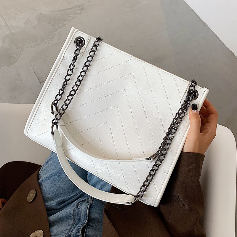 シンプルな大容量バッグレディース2020新しいトレンディなファッションネットレッドチェーンショルダーバッグ多目的な質感の小さな正方形のバッグ Tiancai_Wing_Bag7808088