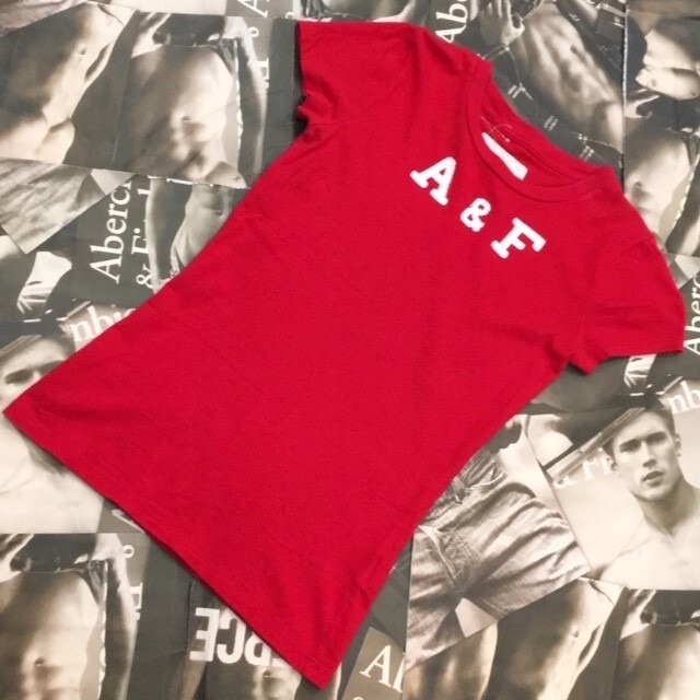 Abercrombie＆Fitch　WOMEN　Ｔシャツ　Ｓサイズ