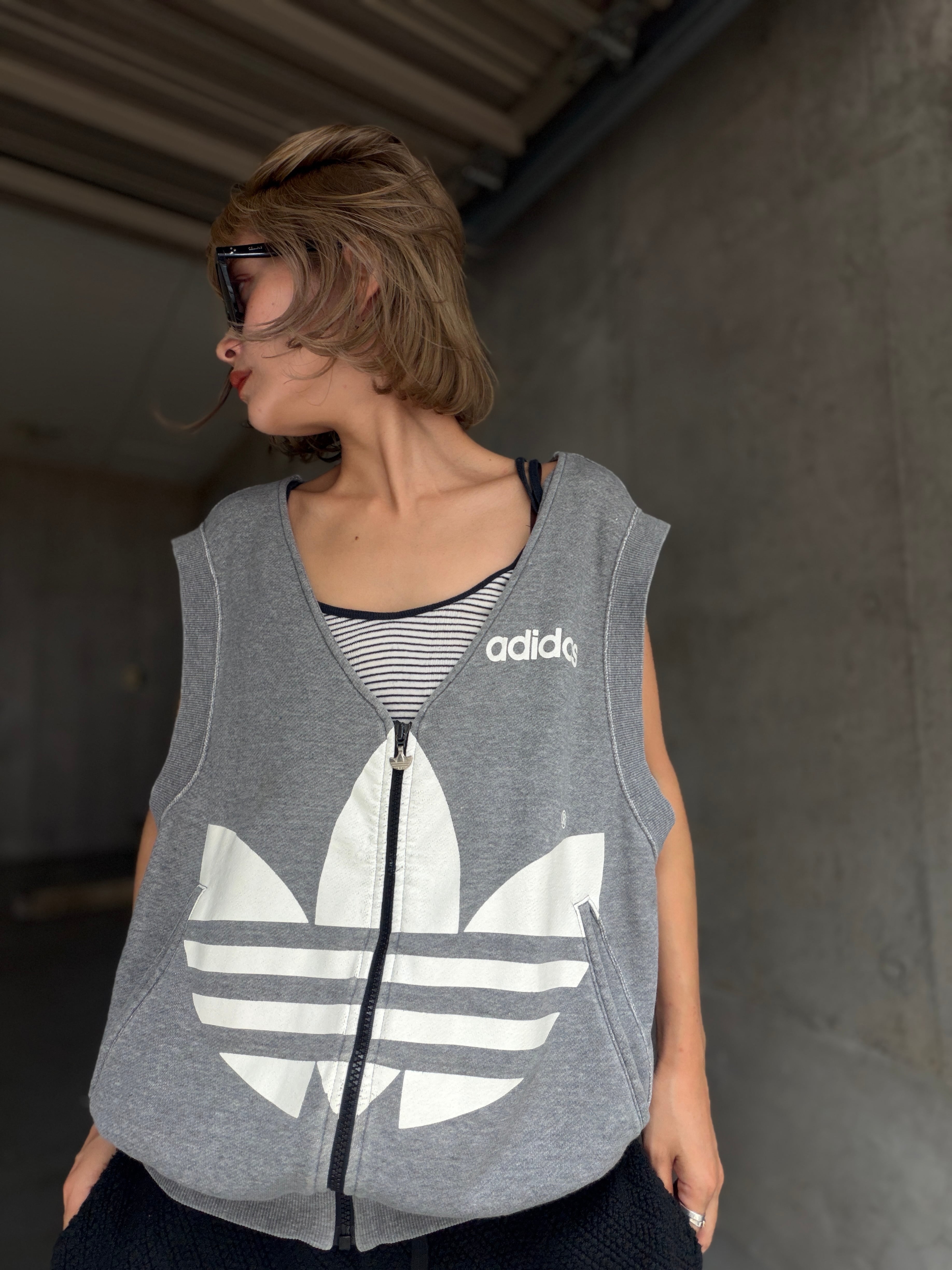 (CS2500)90‘s adidas sweat zip vest