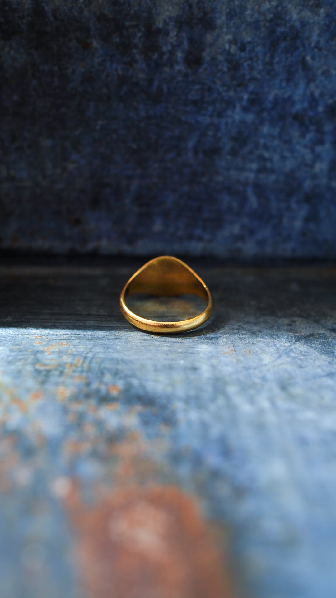 1900s】U.K. VINTAGE 18ct イエロー ゴールド シグネット リング 《18