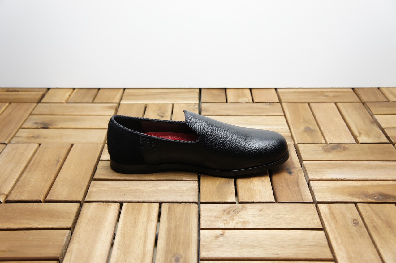 SLIP-ON SHOES (SHRINK)