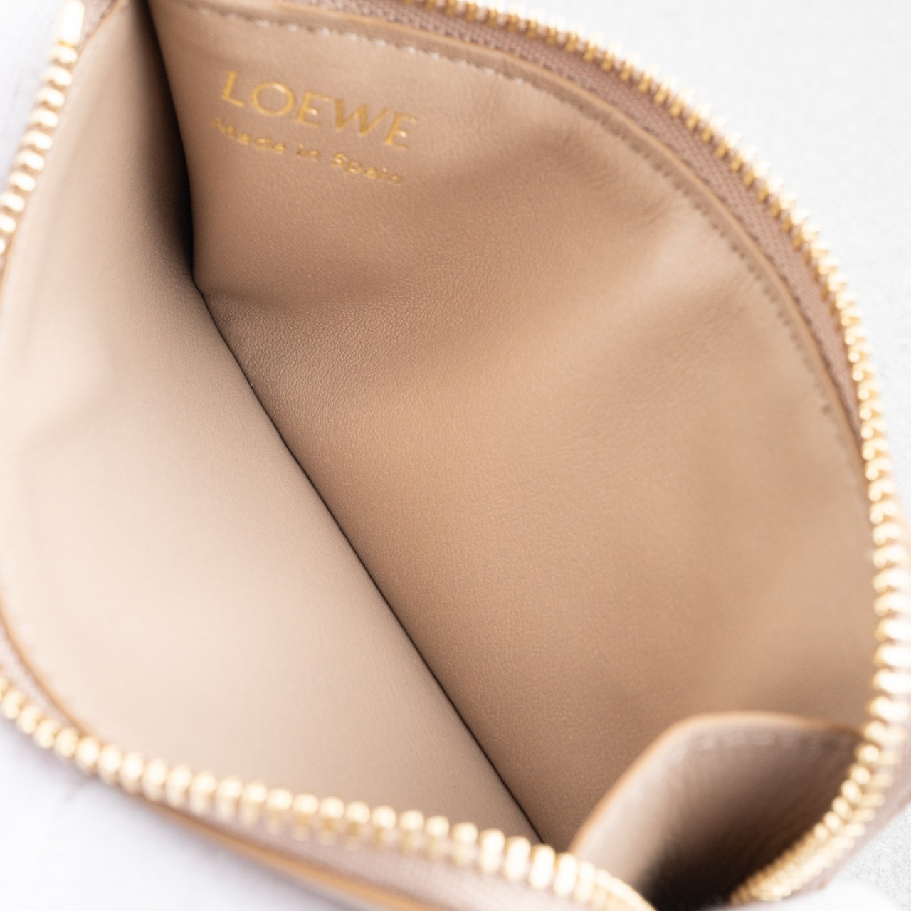 ロエベ ぺブル コインカードホルダー サンド ベージュ