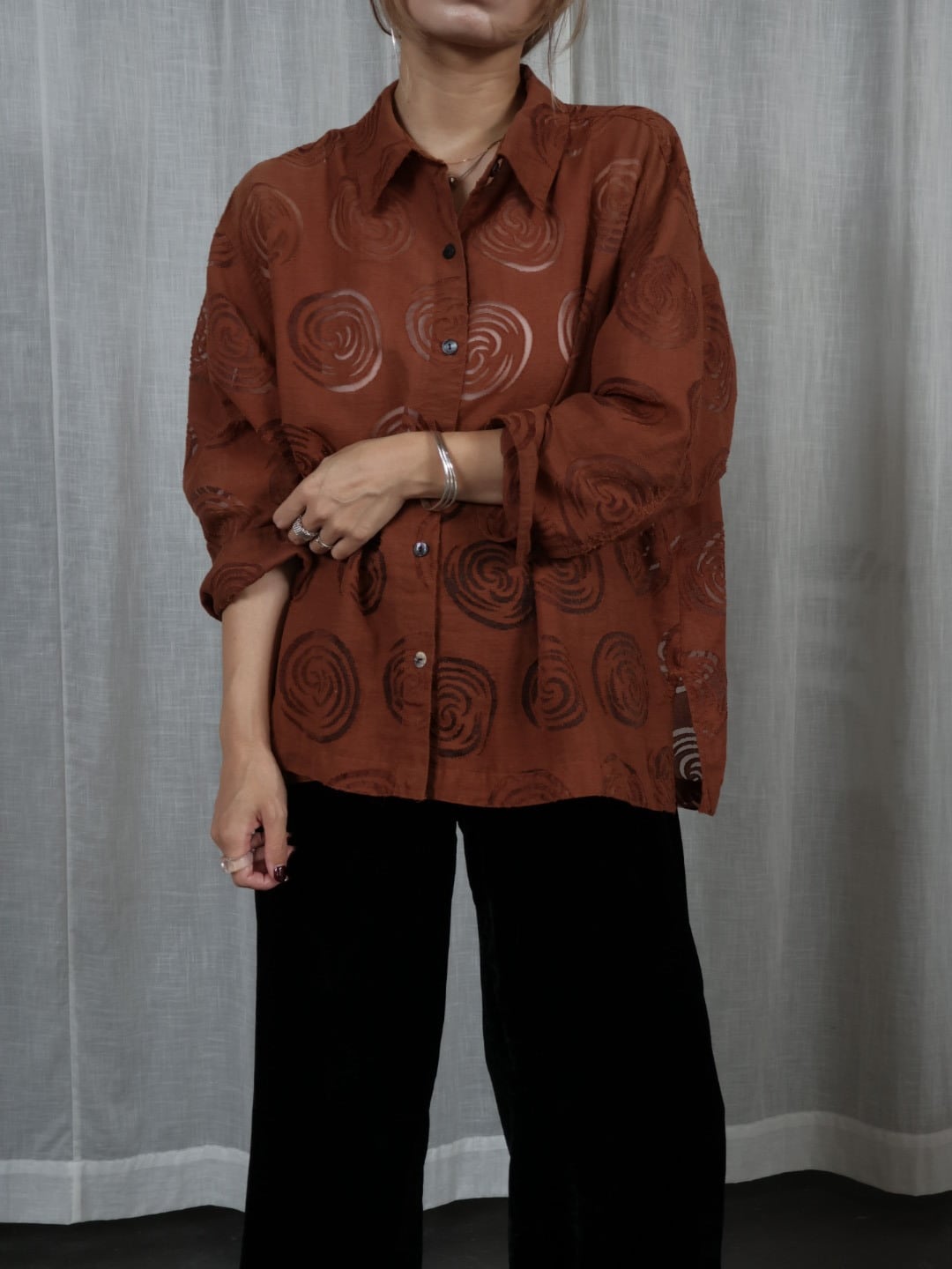 <vintage>swirl brown shirt