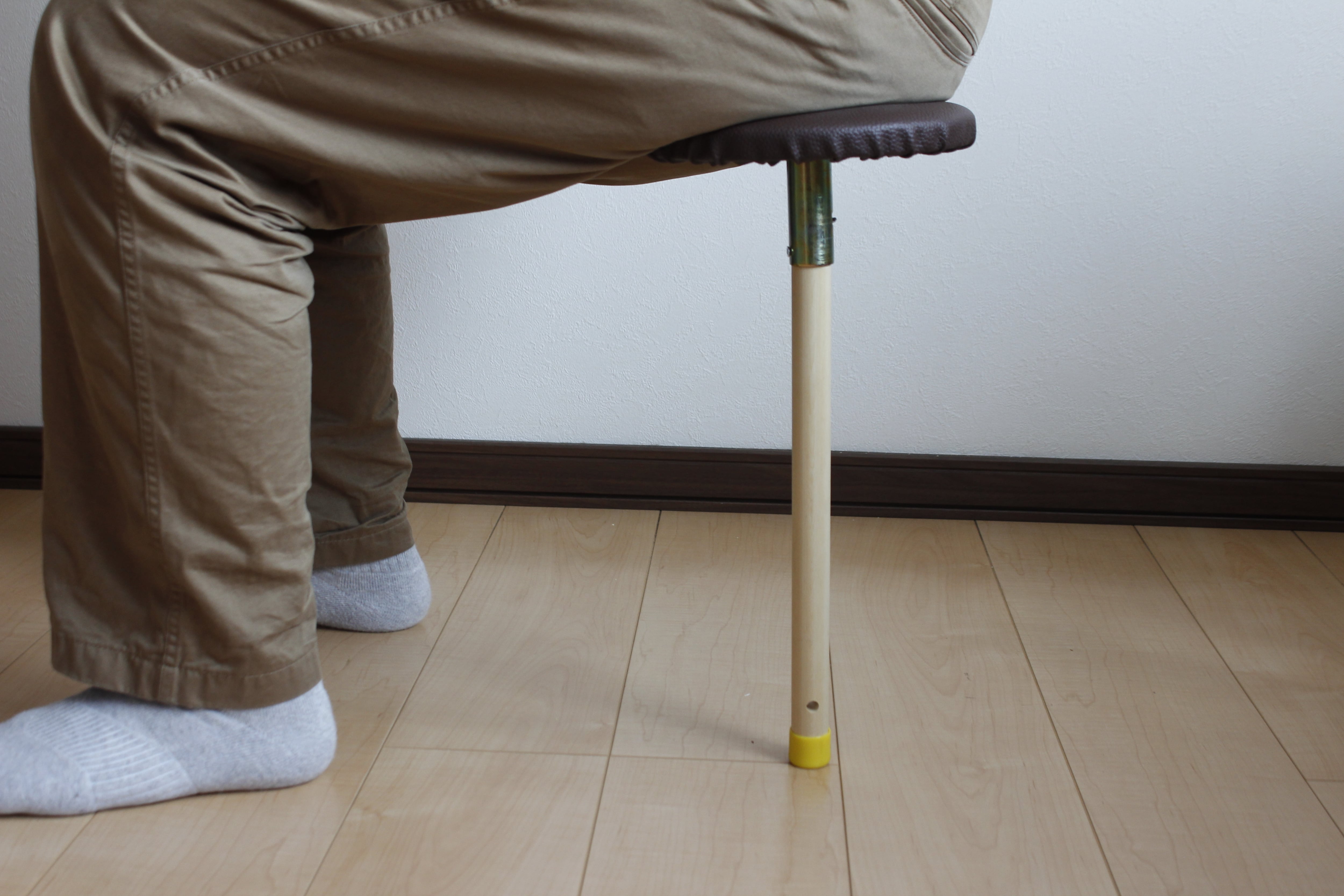 椅子一脚 一脚椅子 （Lサイズ：高さ約43㎝） | 発達支援屋 かんの商店