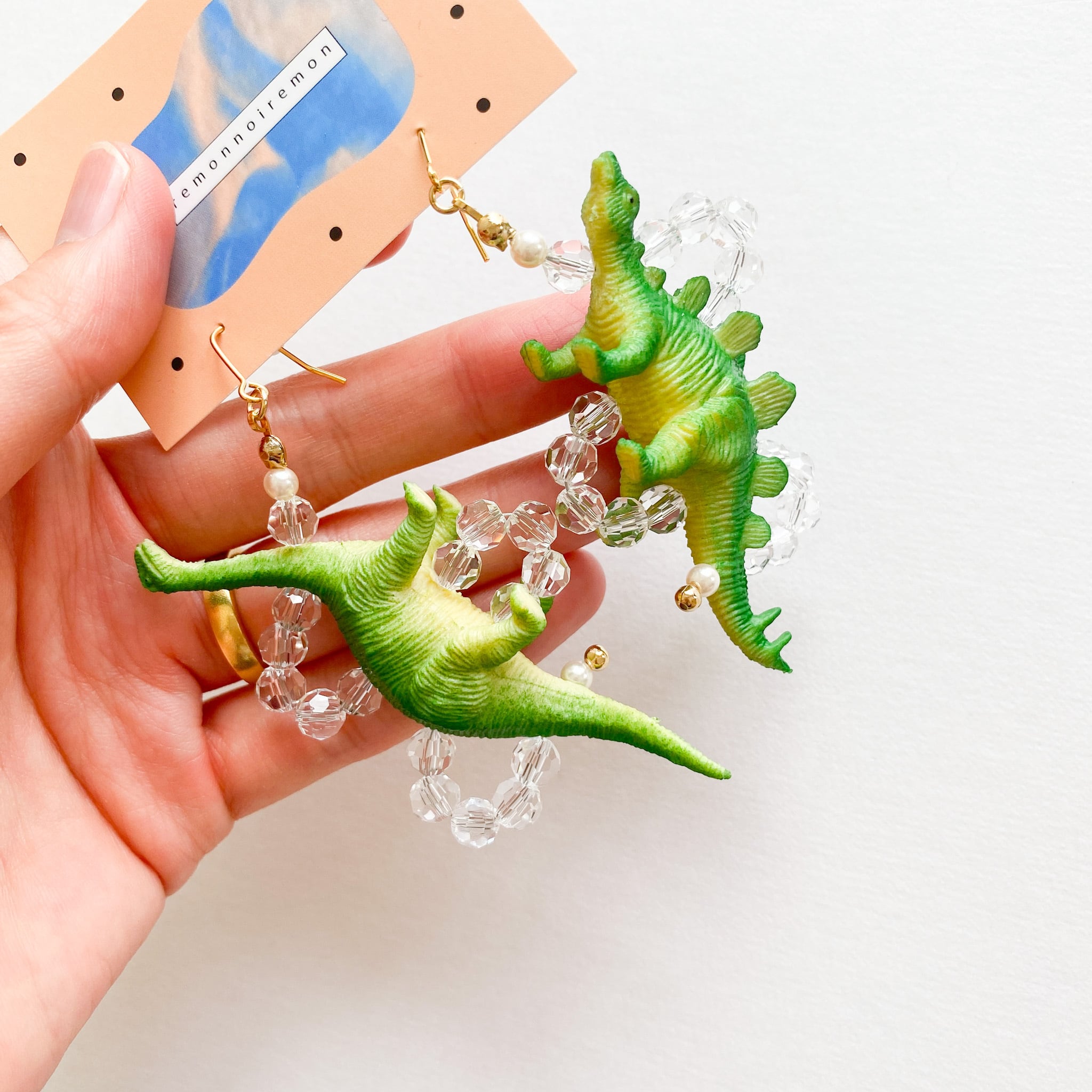 恐竜のくねくね