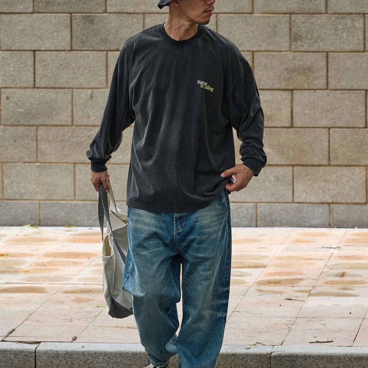 アルファベッドプリントウォッシュド加工ロングTシャツ　1168