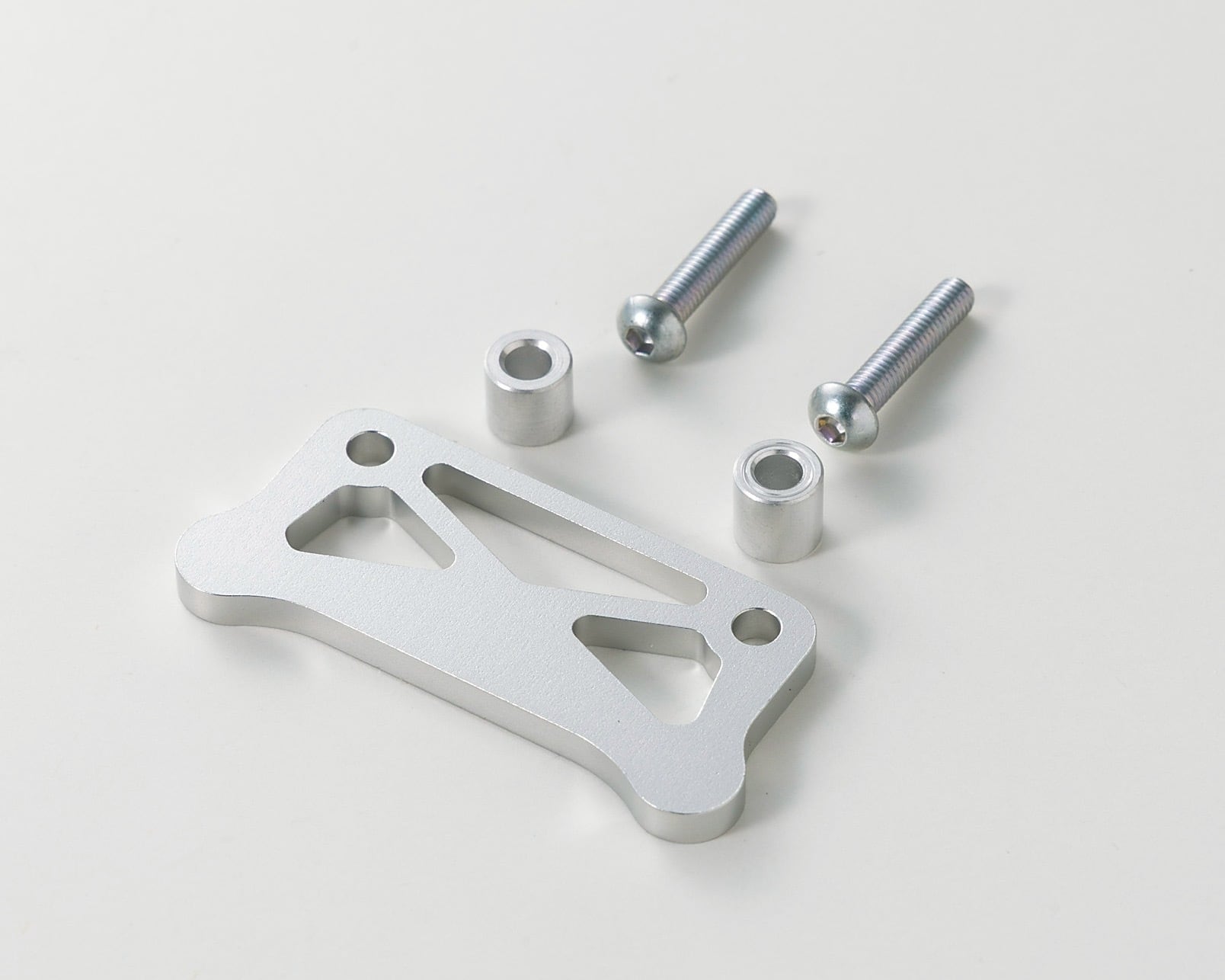 DT02フロント強化ヒンジピンブレース(素材3ミリ厚ジュラルミン)PBRW