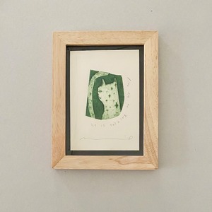 《ノエルの贈り物》溝上幾久子"He is talking to his tail" Mizokami Ikuko 紙版画