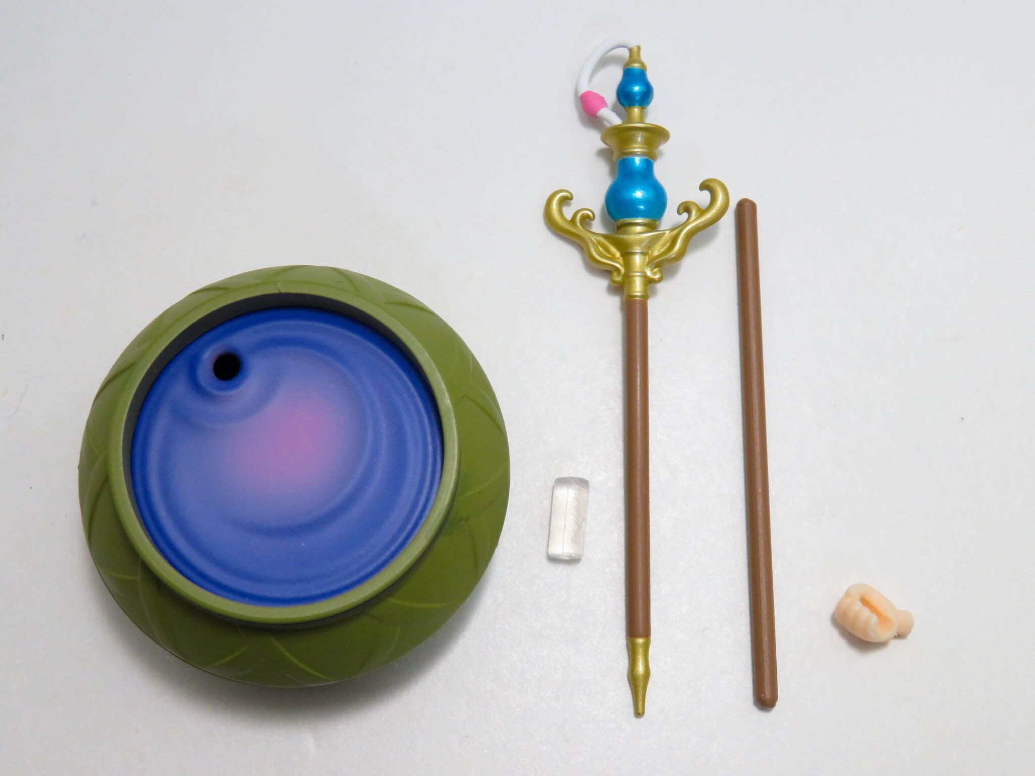 再入荷(A-ランク)【1133】 ロロナ 小物パーツ 杖と錬金釜 ねんどろいど