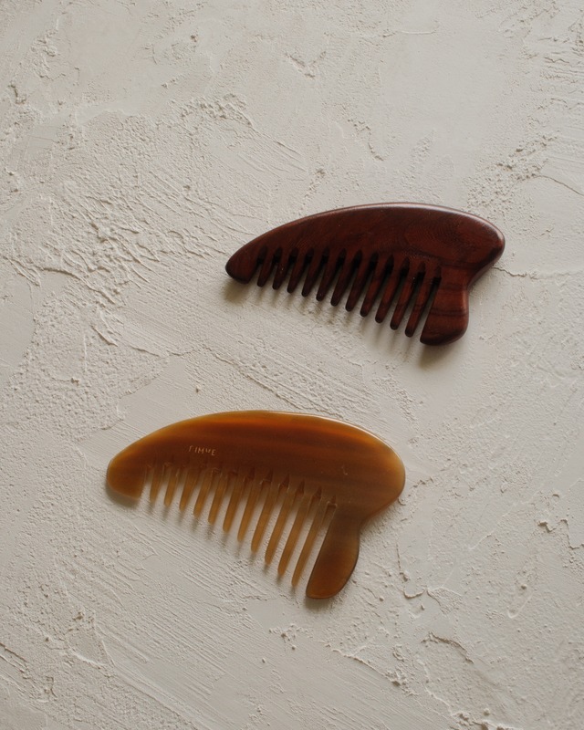 Buffalo Horn Comb. < Hart>