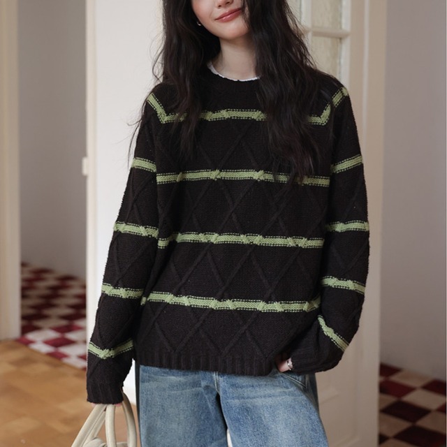 color line knit pullover
