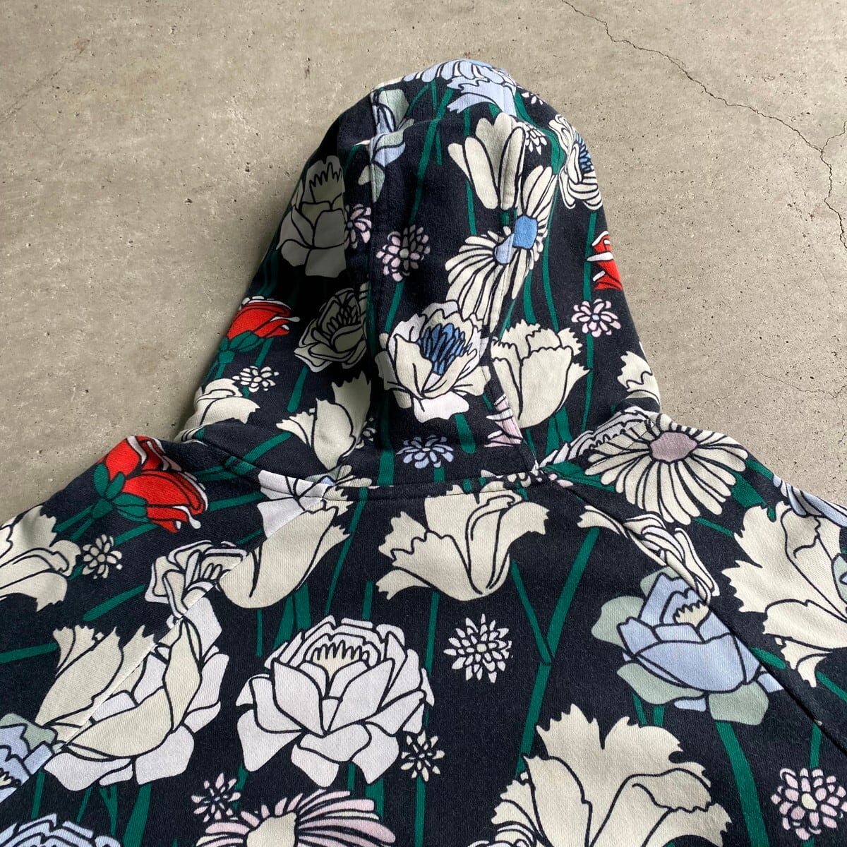 adidas Originals アディダス FLORAL CROP TREFOIL HOODIE ショート丈 