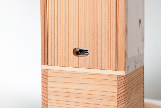 ともす(一輪挿し間接照明)