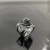WOLF RING / ウルフリング