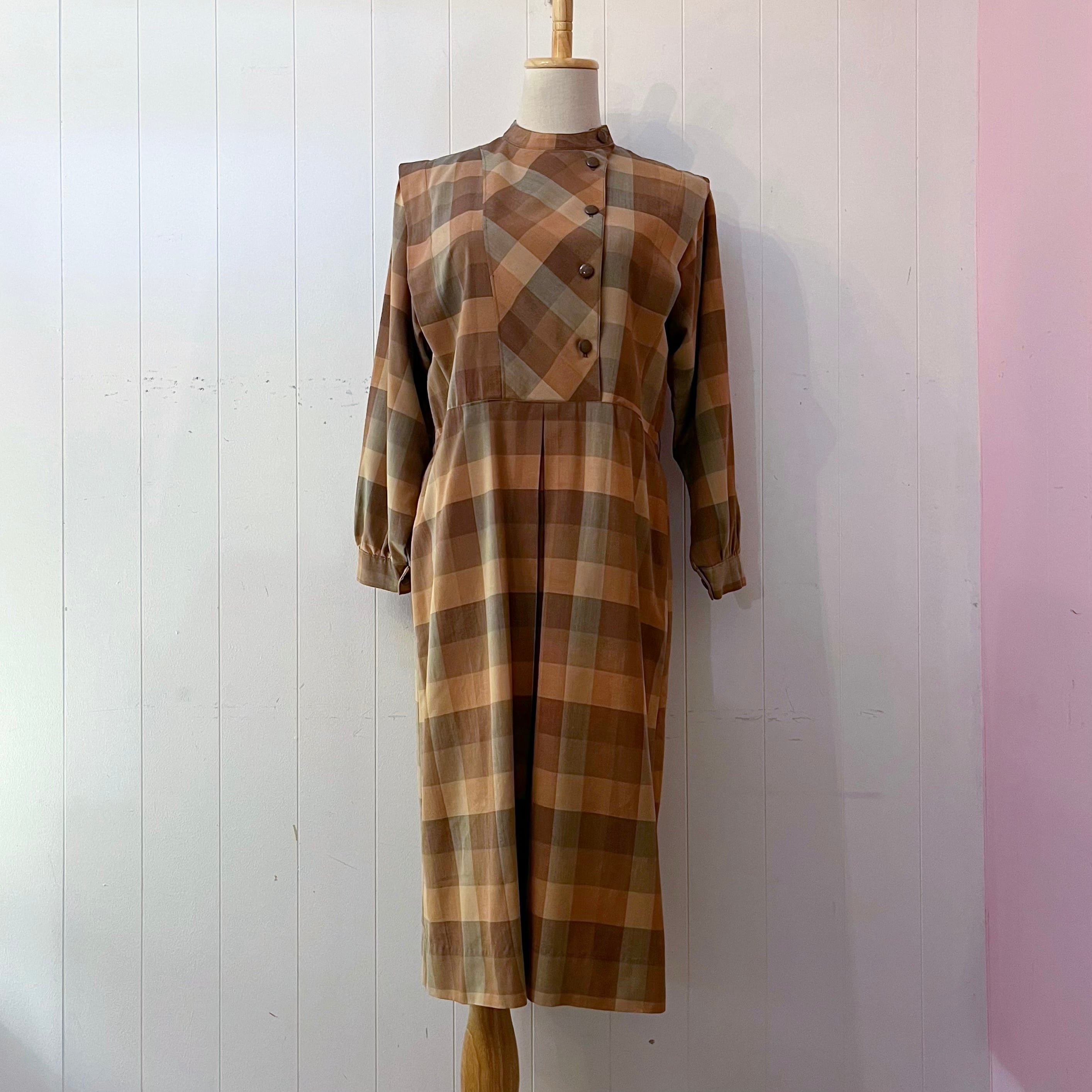 block check asymmetry button one-piece