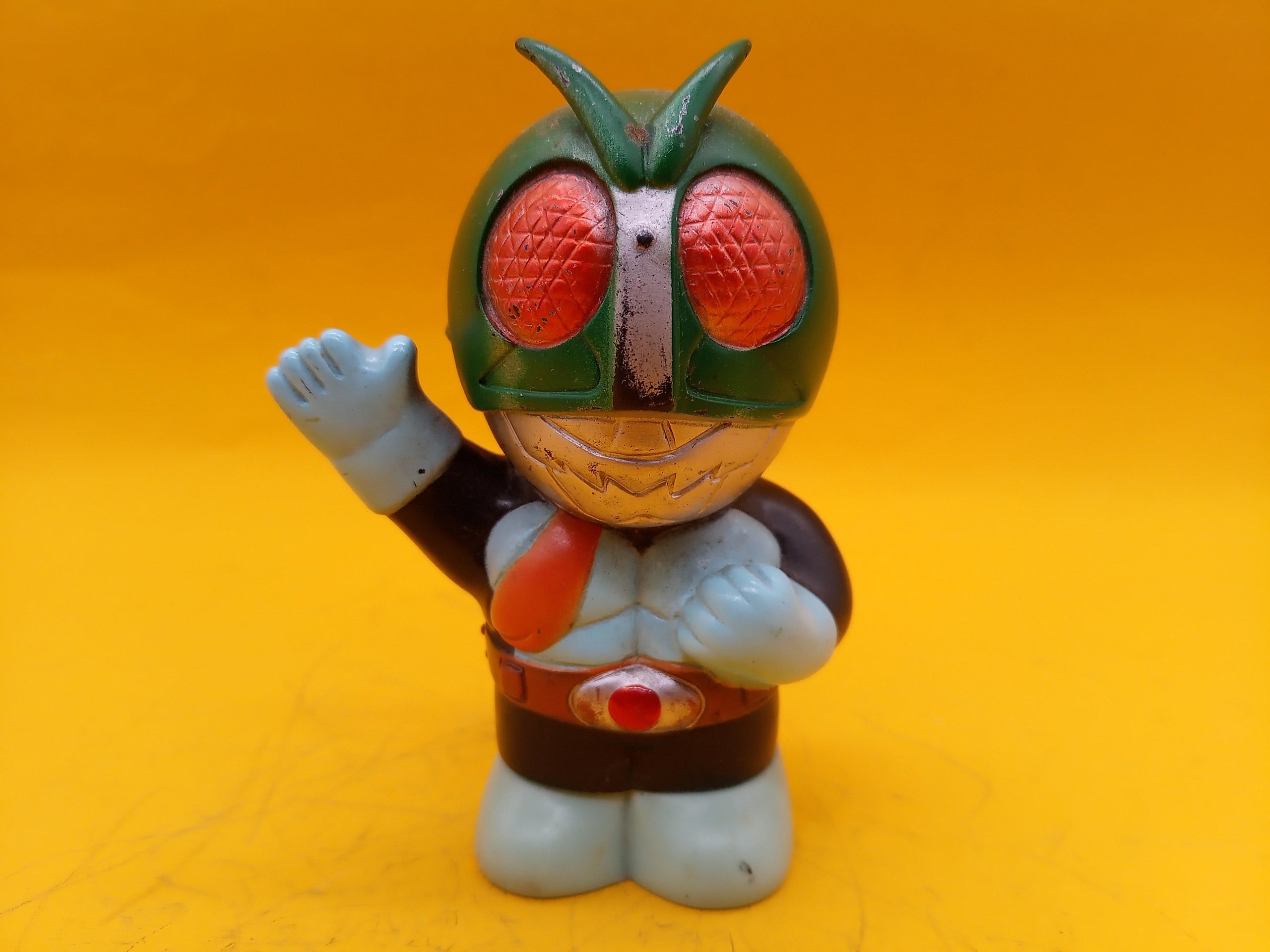 富士銀行 仮面ライダー ソフビ貯金箱【84576602】 | トイズキング レトロ館