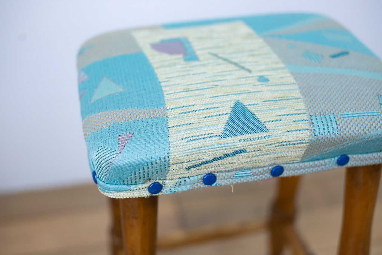 GOOD LUCK CHAIR 002