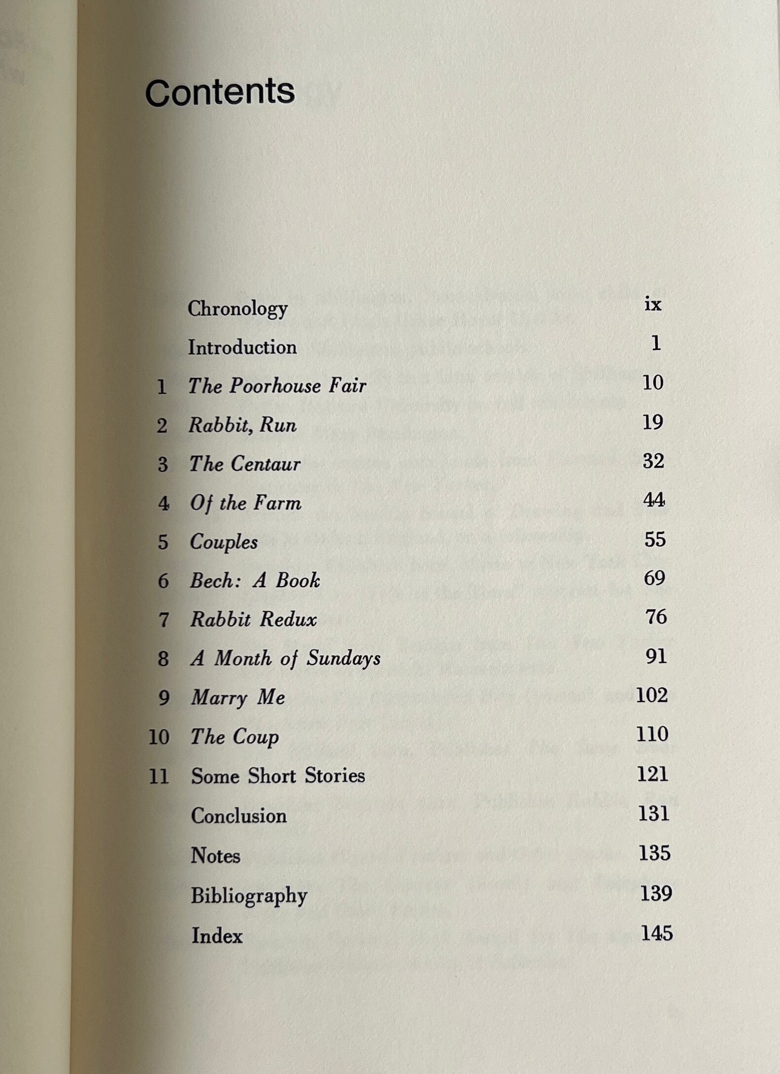 John Updike <Modern Literature Monographs> / Suzanne Henning Uphaus / Frederick Ungar Publishing Co.