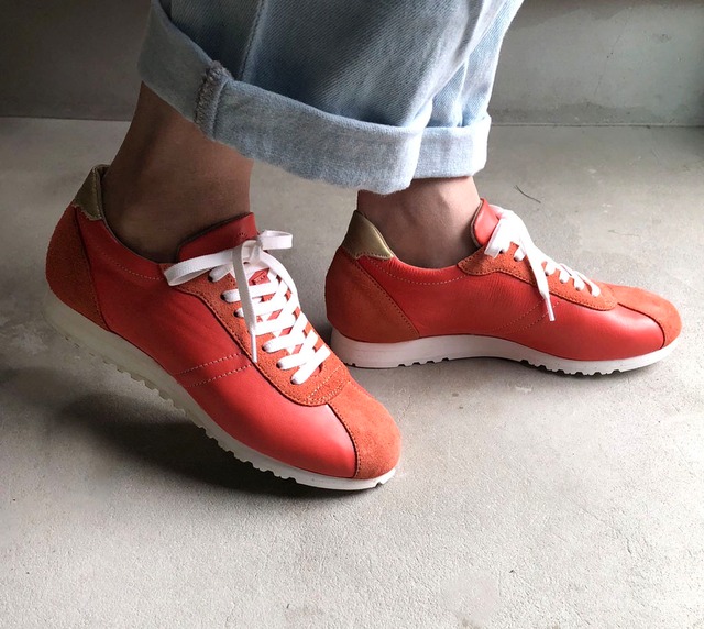 【完全受注生産】クラシックなデザインと本革の上質感！EMAのスニーカー/フラミンゴピンク×スエード