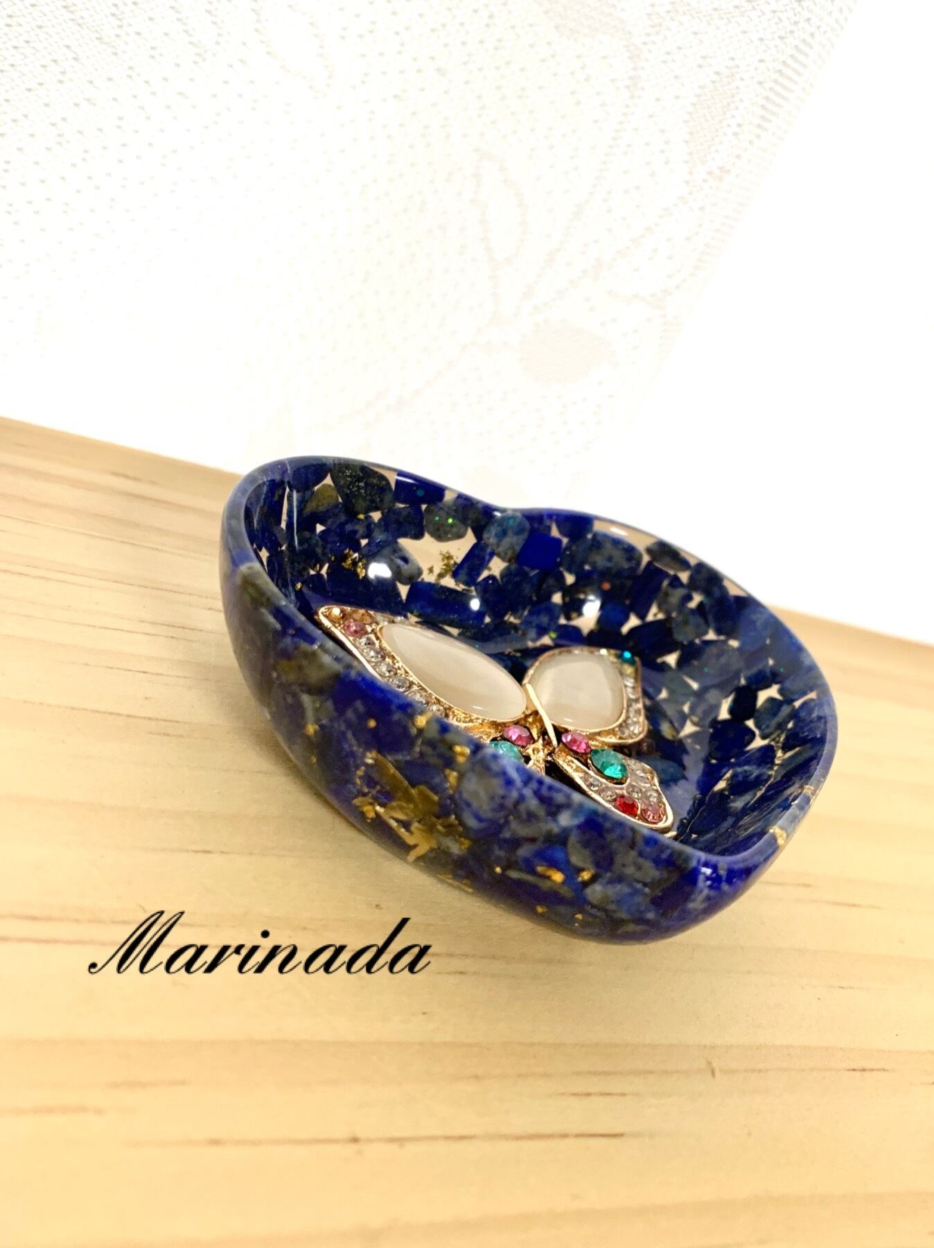 再販開始⭐︎ 蝶とハートの可愛い小物入れ オルゴナイト ラピス | Marinada
