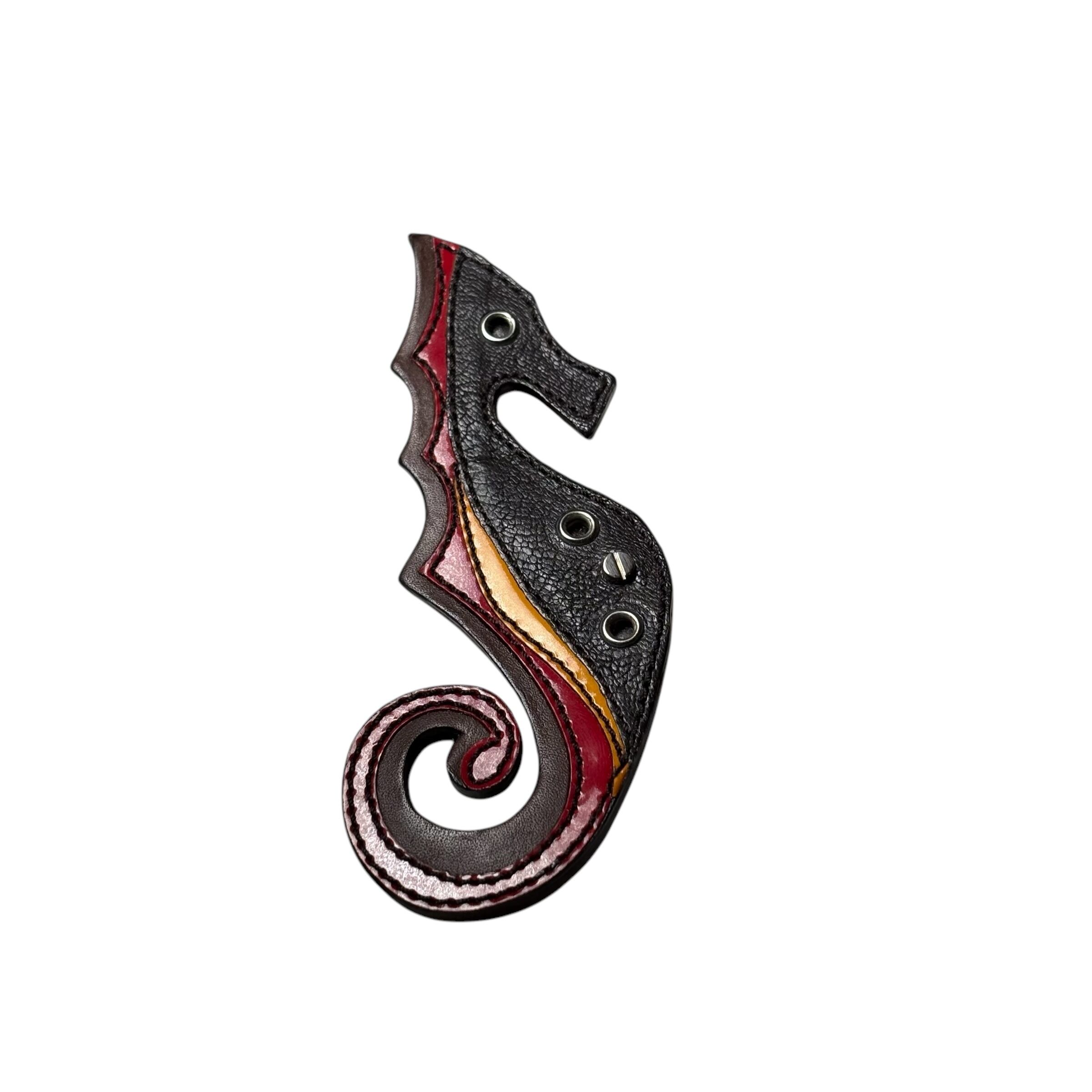 PRADA leather brooch | NOIR ONLINE