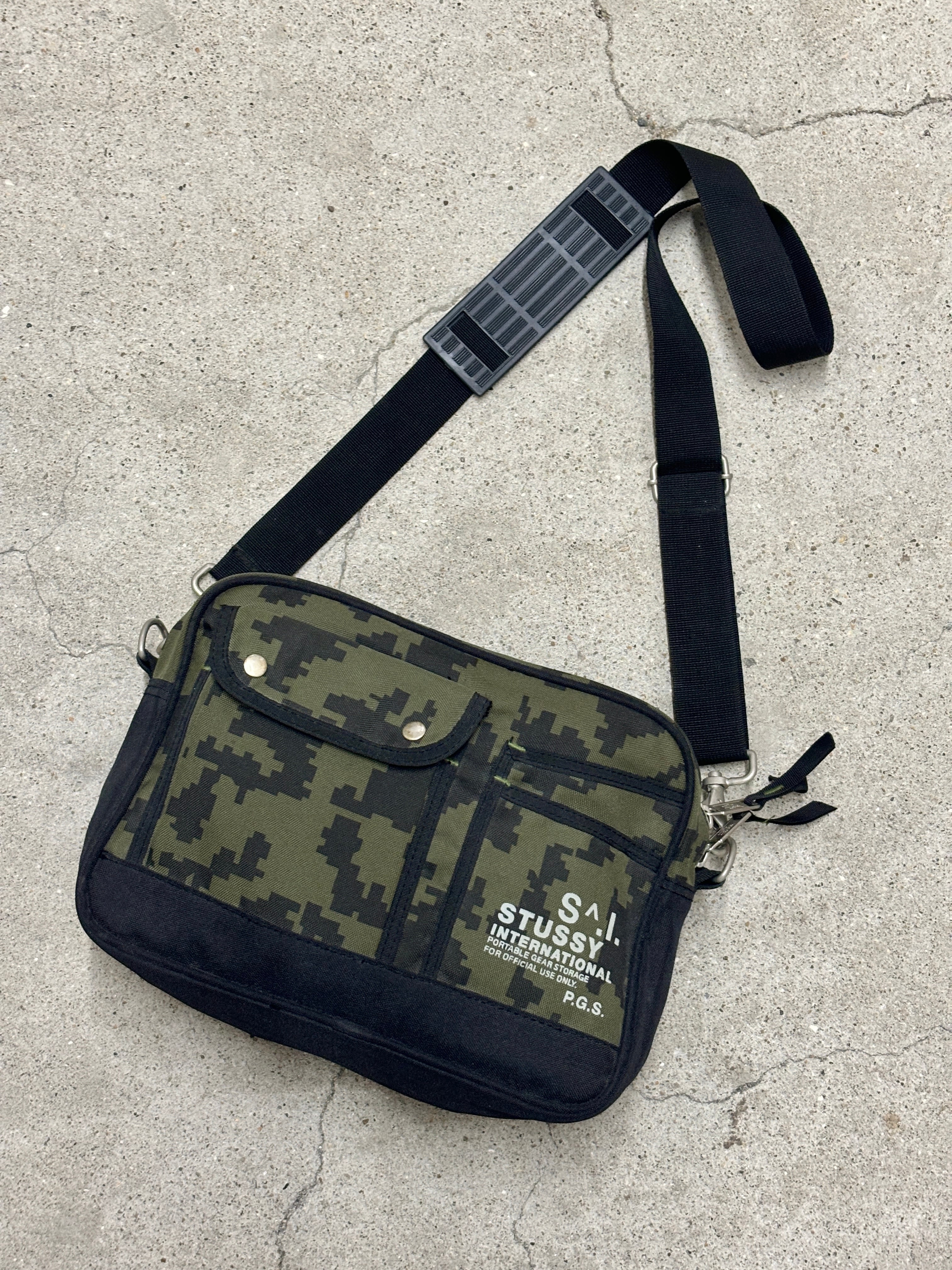 00s OLD STUSSY/Shoulder Bag/デジカモ/ショルダ－バッグ/P.G.S/カ－キ
